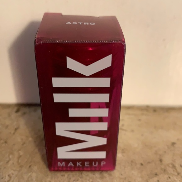 MILK MAKEUP Glow Oil Lip + Cheek